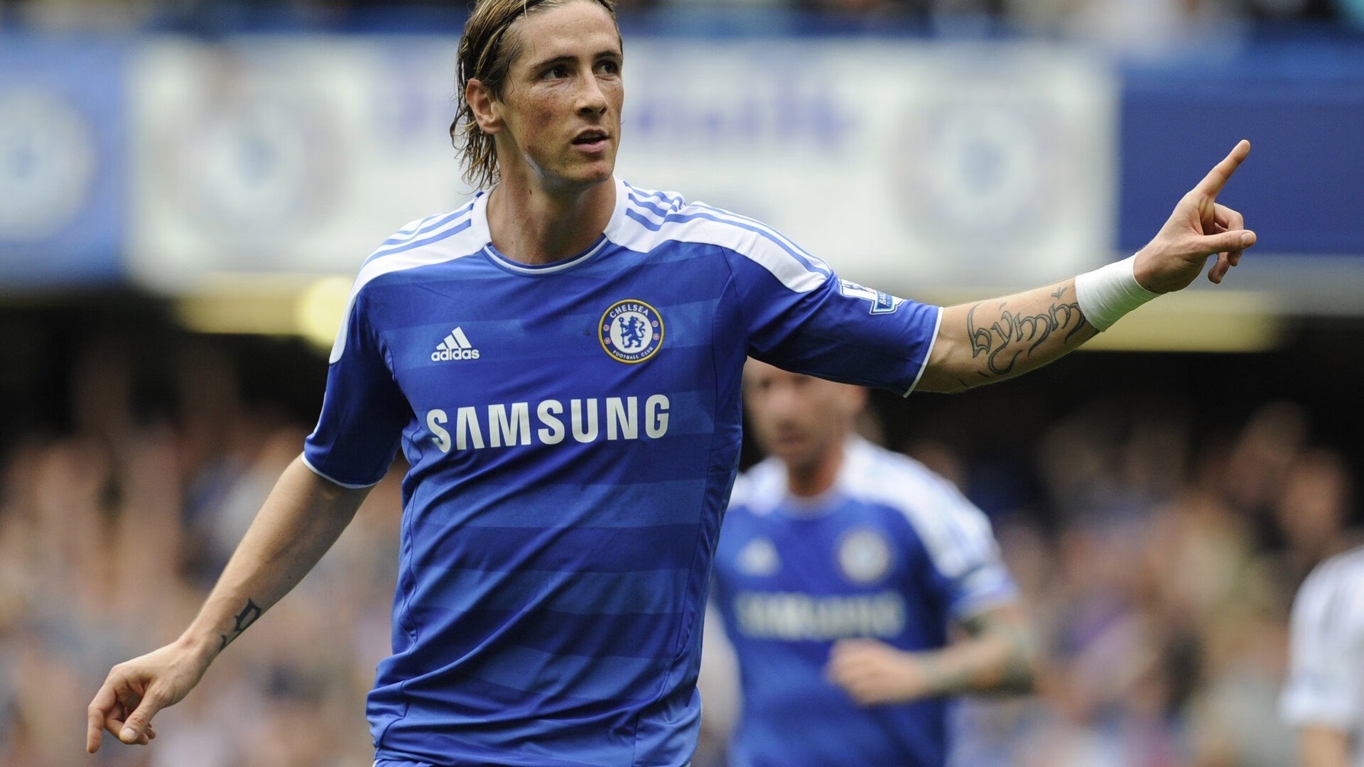 梅西戴上面具为秘鲁而战？切尔西被淘汰背后的平行宇宙足球事件