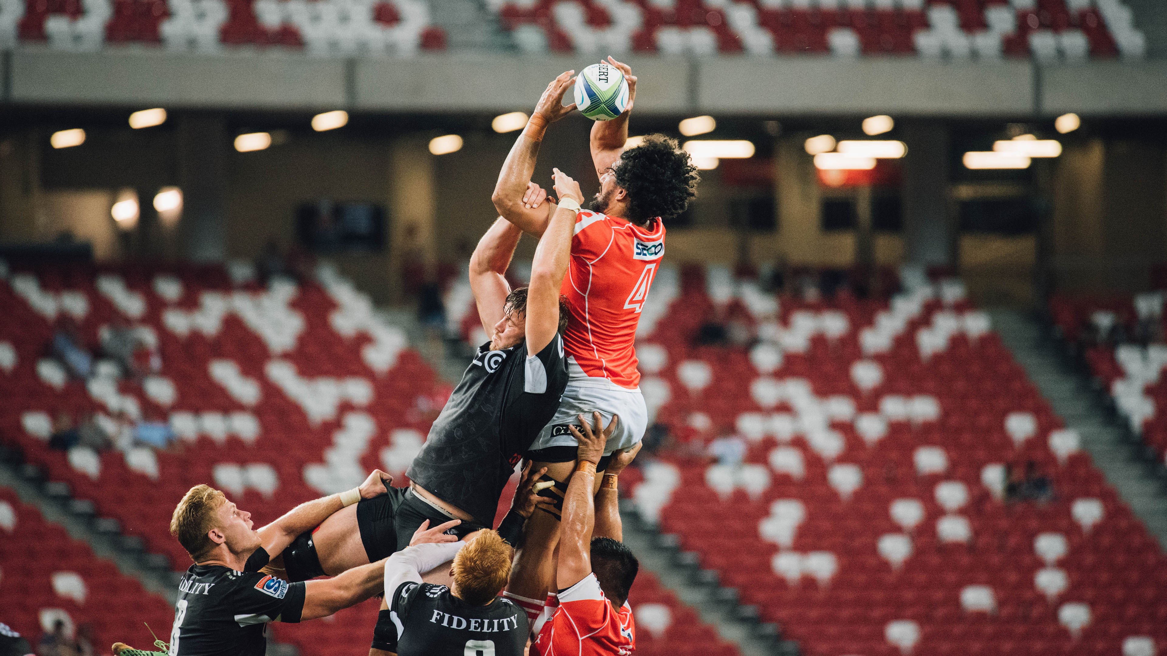 戈贝尔降维打击上海队，20次出手仅1次失手背后的篮球层级差异